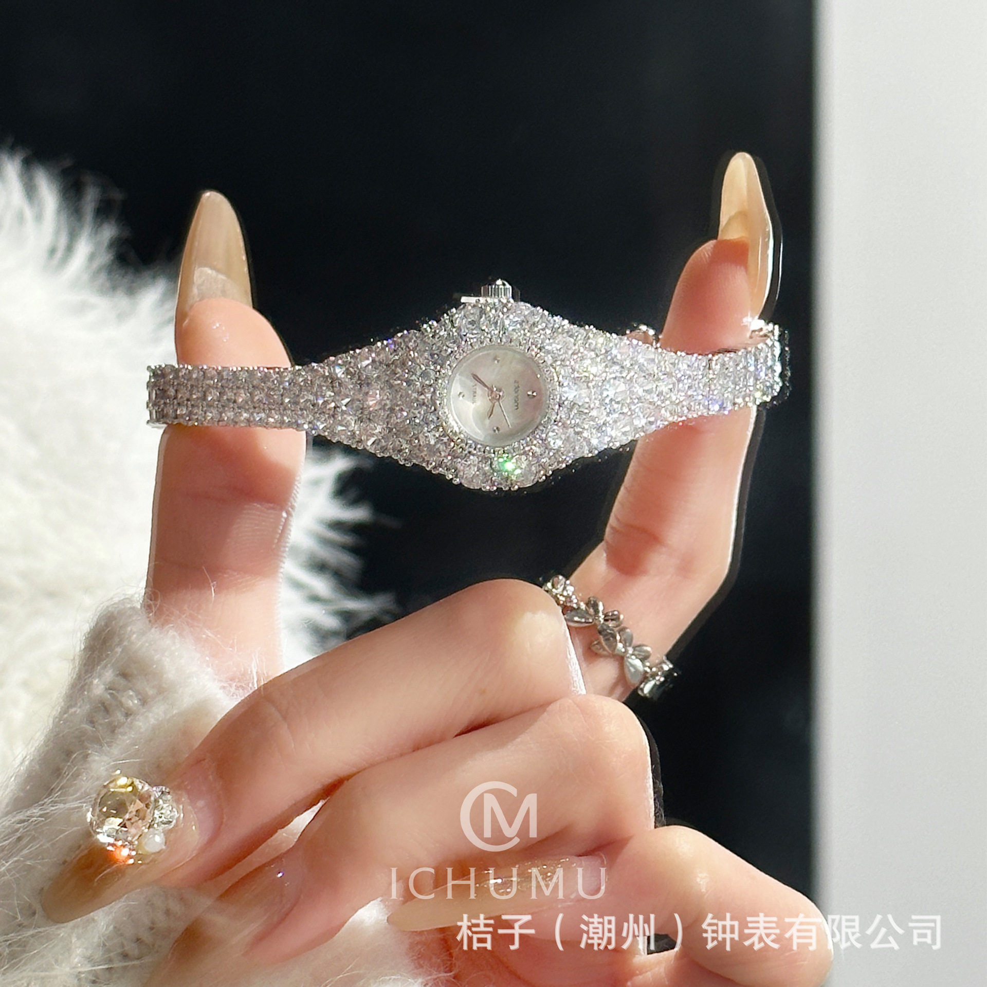 梅洛诗满钻手表女时尚小众轻奢高级感小表盘精致女款防水新款3099