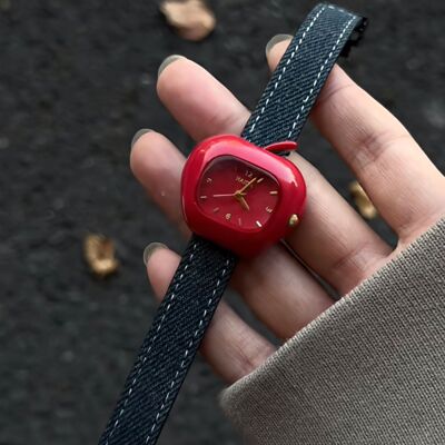 HAIDA手表红苹果异形女士腕表女款皮带表小众时尚设计感石英腕表