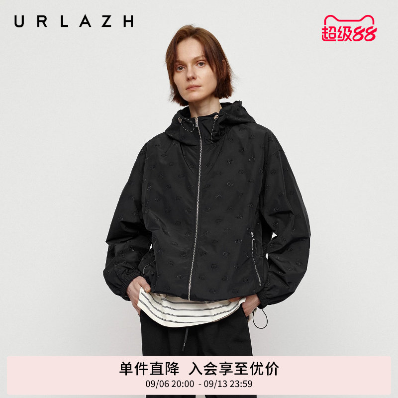 URLAZH有兰秋季新款松弛感经典黑猫咪亮钻休闲运动宽松连帽外套女