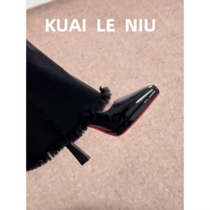 新款黑色红底漆皮尖头浅口单鞋女气质绝美粗跟防水台百搭高跟鞋