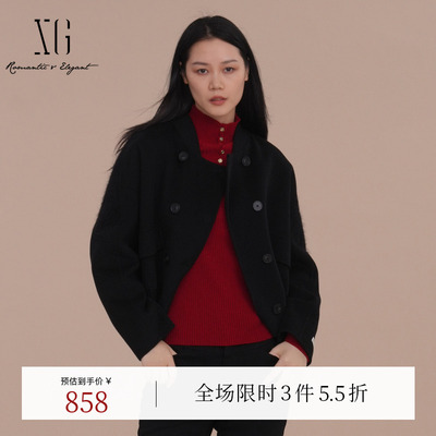 XG雪歌黑色短款长袖毛呢外套时尚冬季新款双排扣纯棉羊毛大衣女装