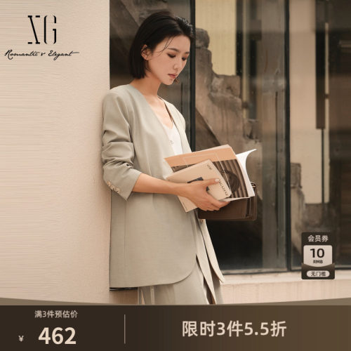 XG雪歌卡其色无领中长款休闲西装2025秋季新款直筒长袖通勤外套女