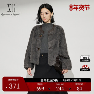 XG雪歌深灰色拼接设计短外套2025冬季新款厚款保暖长袖皮草外套女