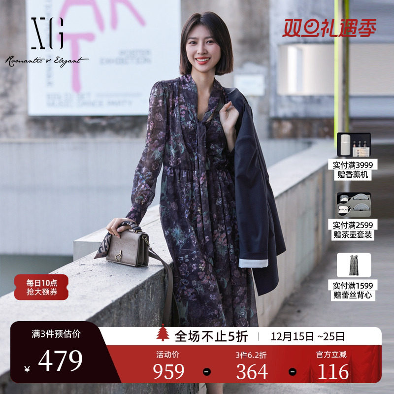 XG雪歌碎花两件套长袖连衣裙2025春季新款系带领设计套头中长裙女