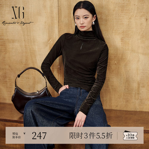 XG雪歌深咖色修身设计长袖T恤2025冬季新款绒光设计高领上衣女装