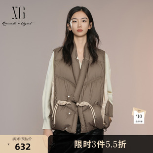 XG雪歌国风盘扣设计羽绒马甲2025秋季新款军绿色中长款马夹外套女