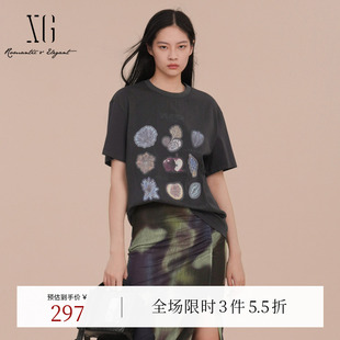 XG雪歌深灰色印花圆领短袖 T恤2025春季 新款 通勤简约纯棉上衣女装