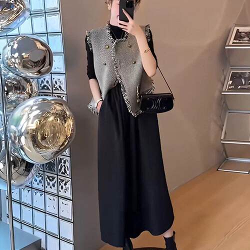 秋冬马甲连衣裙遮肉显瘦两件套装