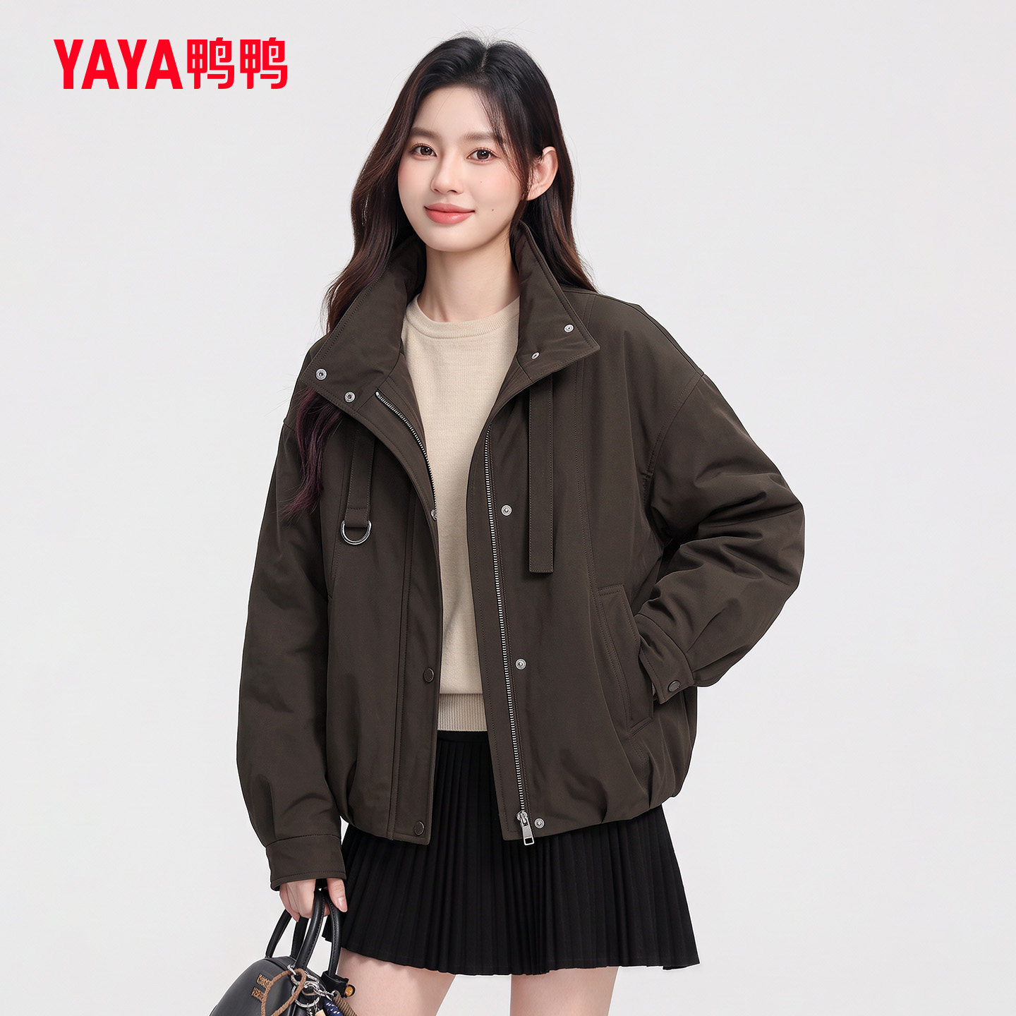 鸭鸭短款可拆领带保暖羽绒服女