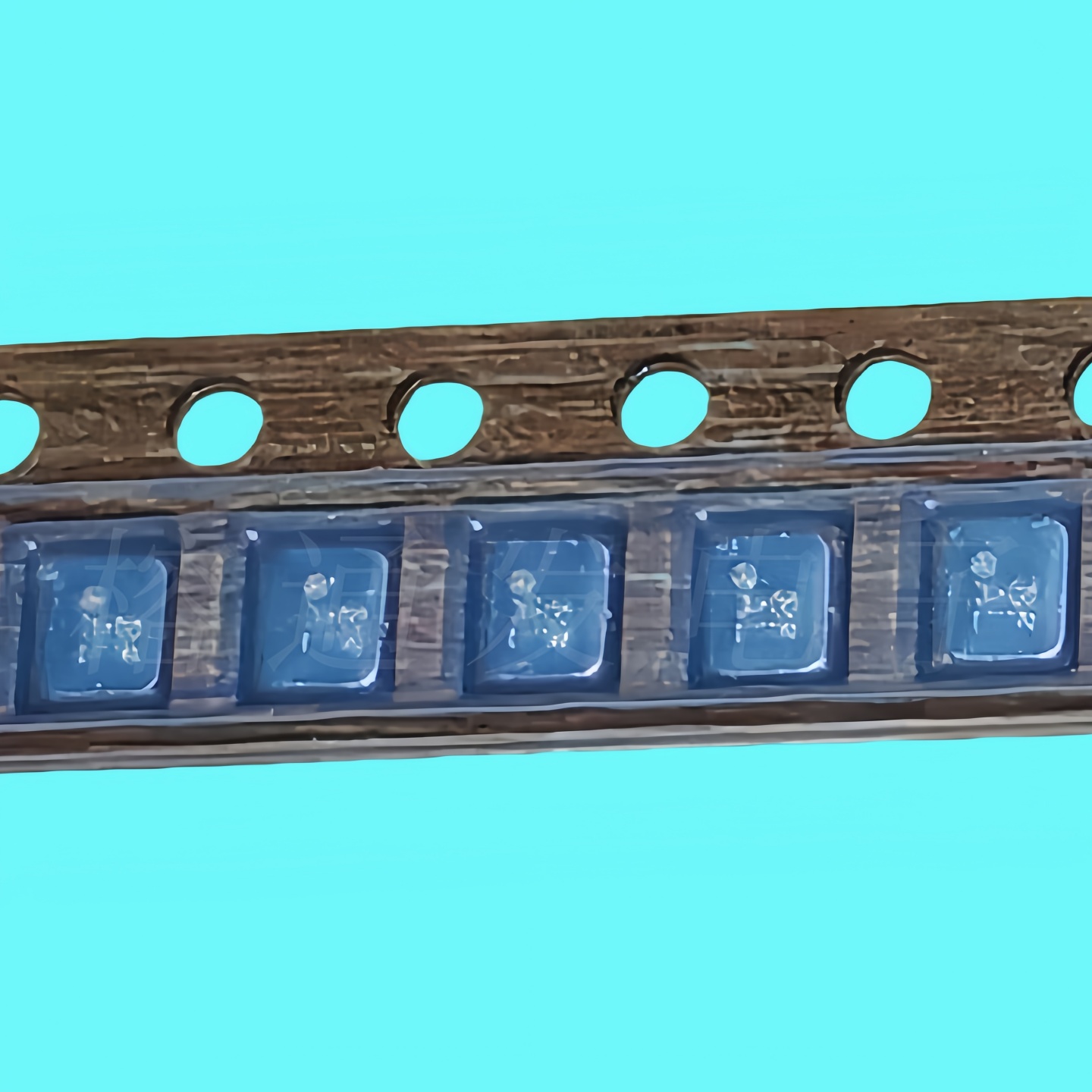 SAW 声表滤波器 881MHz/SAFSD881MFL0T50R12/SMD-6丝印:AL