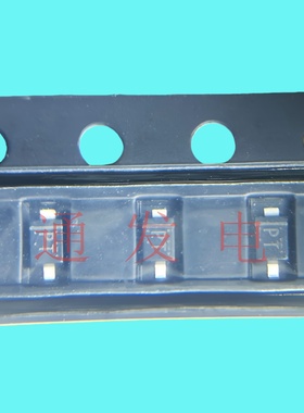DZ2J110H0L/拍一发十DIODE ZENER 11V 200MW/SOD-323/丝印:PT