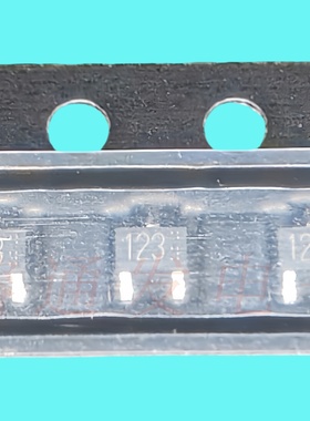 DTC143ZUAT106/TRANS NPN 0.1A 50V 200MW/SOT-323丝印:123