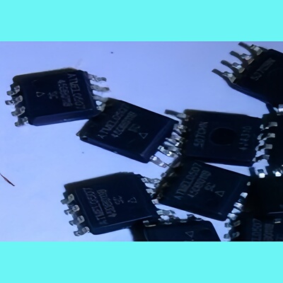 AT45DB011B-SC/SOP-8/Flash Memory 1M 8 I/O SPI 264B 2.7V