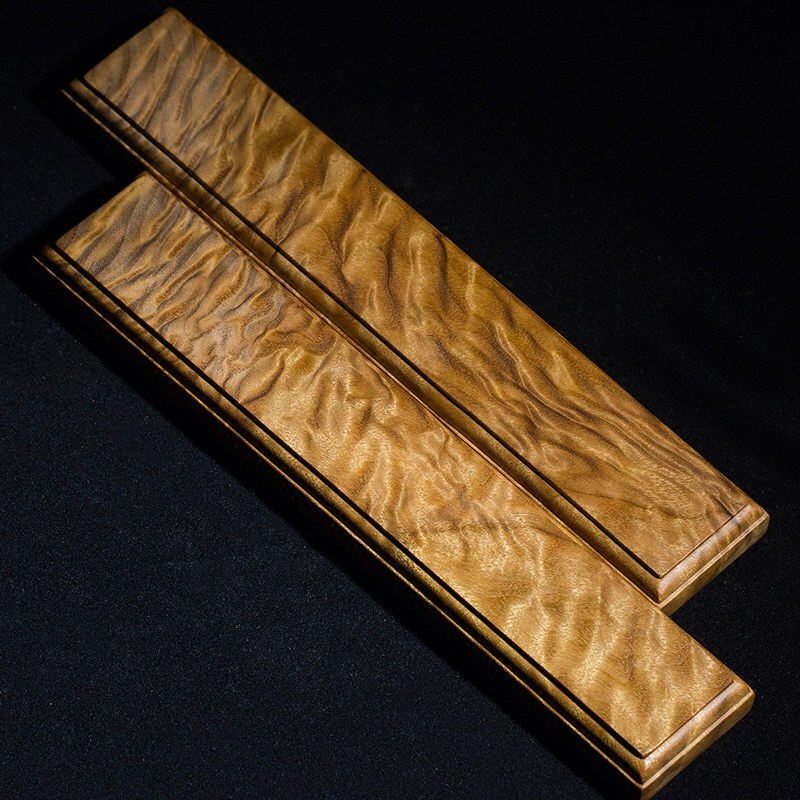 龙虫并雕斋金丝楠木镇尺 满水波龙胆闪电纹镇纸 文房四宝书房摆件