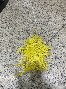 仿真黄色叶水草春草大枝紫藤叶香椿叶松果塑料草装饰花艺用品摆件