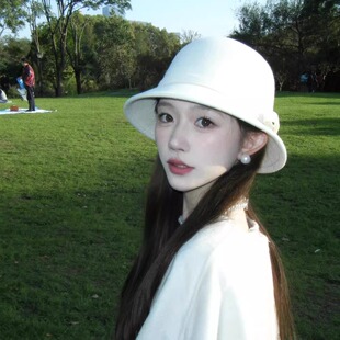 法式复古小香风白色礼帽女赫本风千金名媛帽子秋冬优雅渔夫帽盆帽