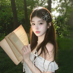 韩系珍珠花朵发夹侧边刘海夹鸭嘴夹发饰2025新款高级感夹子头饰女