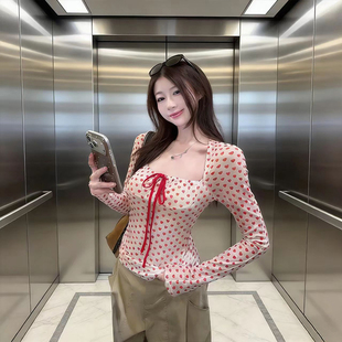 美式炸街网纱爱心印花绑带内搭长袖T恤女装2026春季修身打底上衣