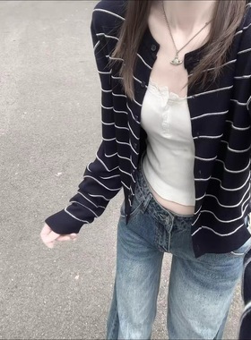 早秋季韩系短款长袖黑色条纹针织开衫毛衣外套女慵懒风外搭小上衣