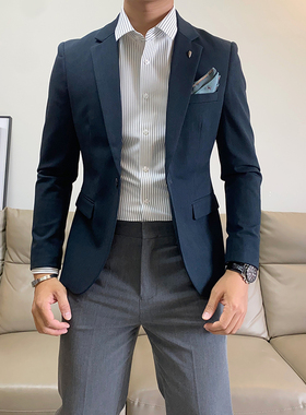 春季新款小西装男修身商务休闲外套韩版青年纯色帅气单西服上衣潮