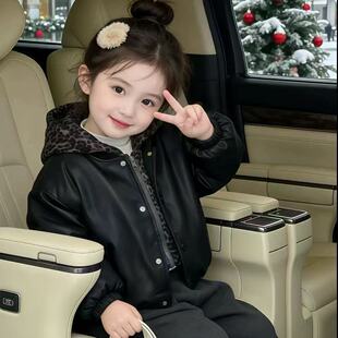 女童秋冬加绒夹棉外套新款女宝宝韩版假两件豹纹连帽皮衣夹克衫潮