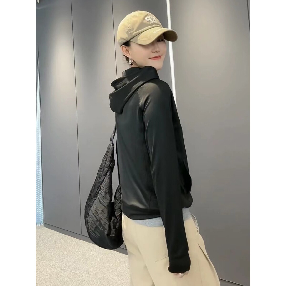 防晒衣女款2025新款夏季户外冰丝防晒服薄款连帽外套女装短款上衣