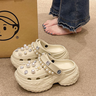 室内可外穿厚底防滑包头凉拖鞋 时尚 2025新款 女夏季 珍珠高跟洞洞鞋