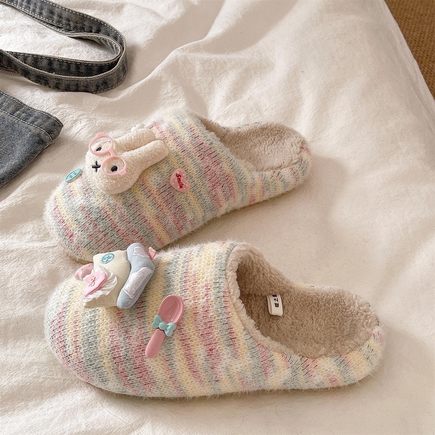 可爱眼镜兔子毛毛拖鞋女冬季居家室内防滑厚底加绒保暖包头棉拖鞋