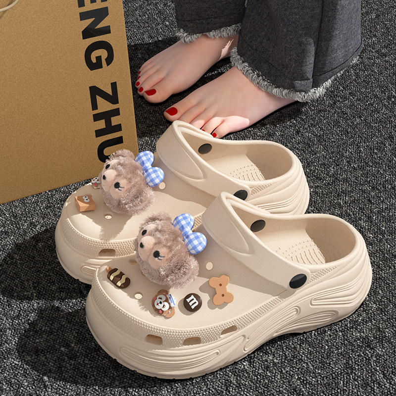 可爱小熊洞洞鞋女士夏季2026新款防滑厚底增高外穿沙滩包头凉拖鞋