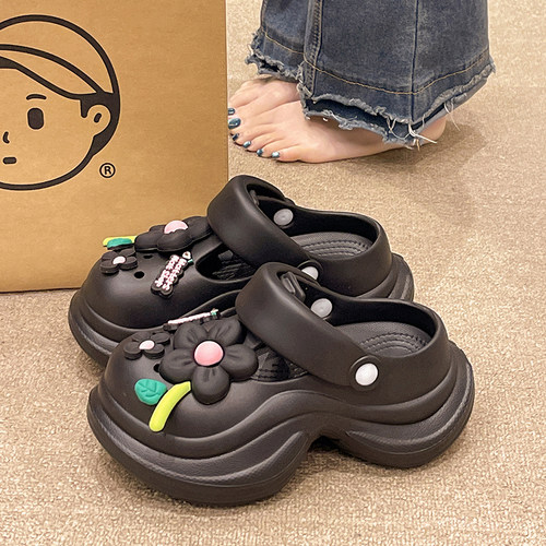 玛丽珍洞洞鞋女夏季网红时尚外穿防滑可爱花朵厚底增高包头凉拖鞋