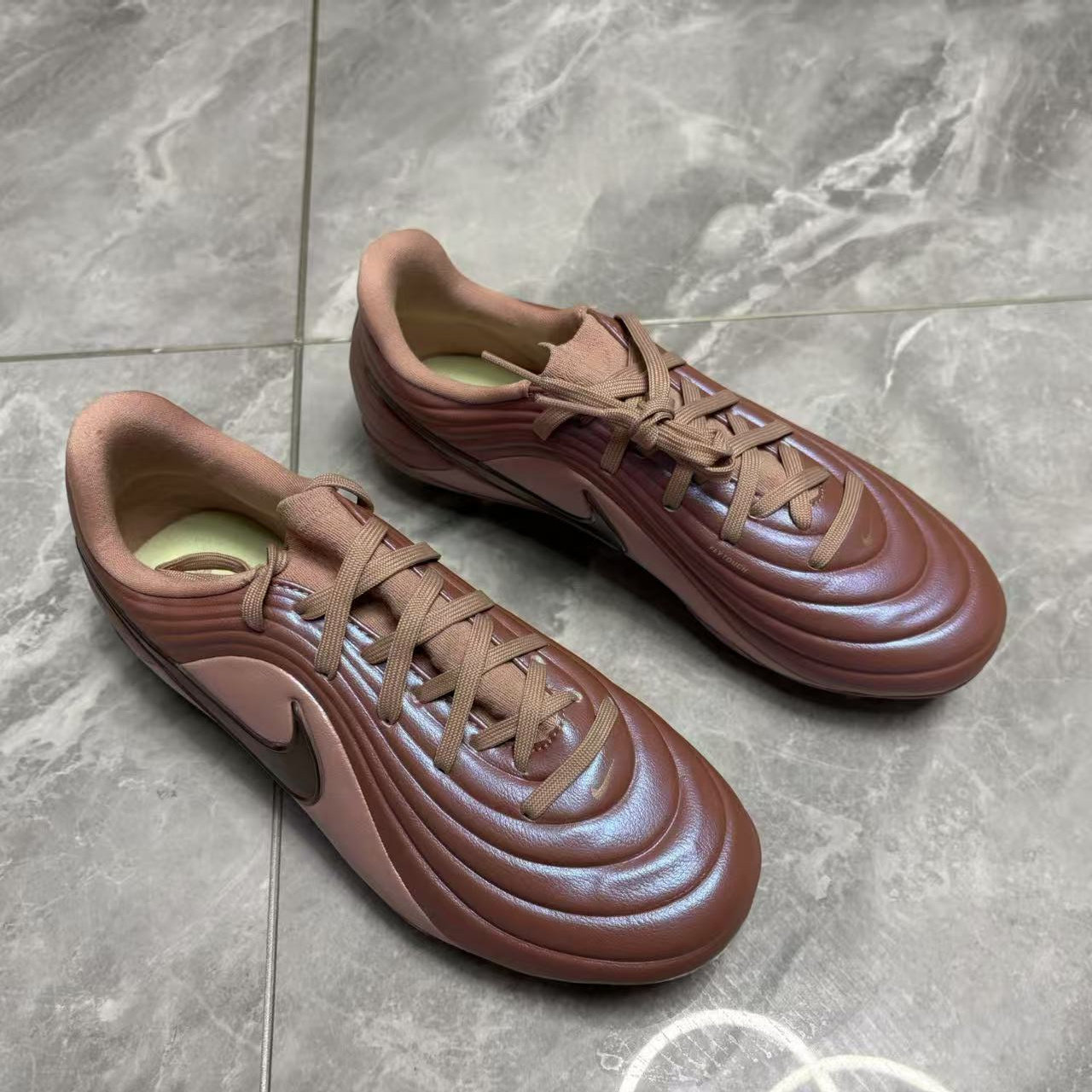 Nike/耐克 传奇11中端FG/MG短钉青少年儿童训练足球鞋 IB5027-960