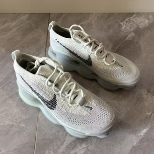 Nike FQ2694 001 Scorpion 男子气垫跑步鞋 Max Air 耐克 白灰