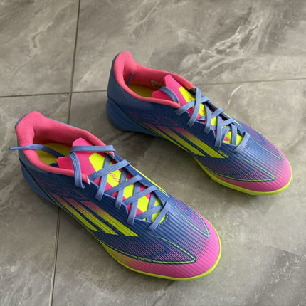 Adidas/阿迪达斯 F50 LEAGUE TF 中端碎钉人草足球鞋 IE1230