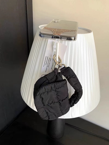 很小 迷你2024新款修丽可迷你耳机包褶皱带金属挂钩包可爱小包包