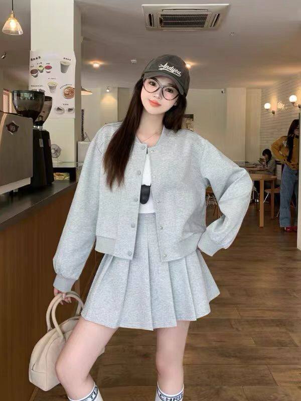 美式时尚运动休闲学院套装女春秋小个子短款外套百褶半身裙两件套