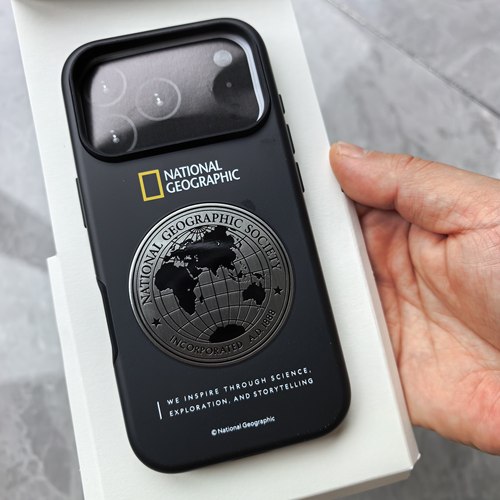 国家地理苹果17pro双层壳防摔套