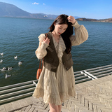 桔梗法式杏色连衣裙女春秋2025新款小个子冷淡系独特别致马甲，女装连衣裙，2C007