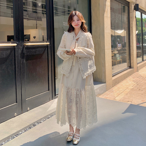 超好看小香风马甲连衣裙女2025新款春季法式设计感长裙图片