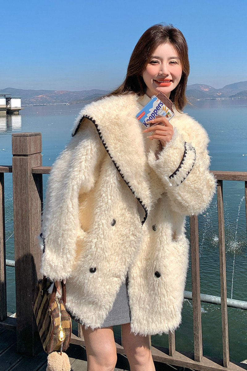 白色学院风海军领羊羔毛外套女冬新款韩系加厚减龄气质皮毛一体,女装棉衣/棉服,2C007
