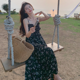 法式性感纯欲黑色连衣裙女2025超火夏季新款度假风漂亮碎花吊带裙，女装连衣裙，2C007