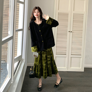 大方得体穿搭新中式丝绒套装裙女春夏2025新款轻熟风碎花裙两件套图片