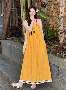 海岛多巴胺绝美黄色流苏吊带连衣裙女夏季超好看海边度假长裙子