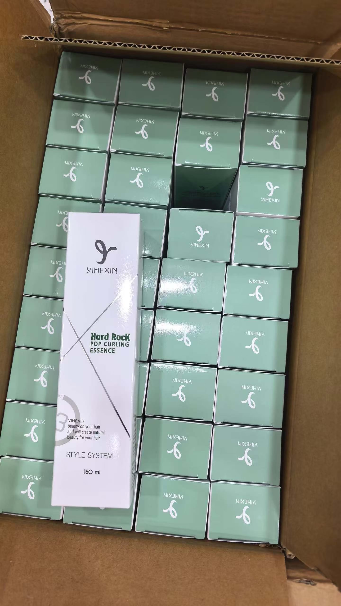 韩国伊禾鑫湿感润发乳翘翘发专用保湿轻定型造型乳精华霜弹力乳