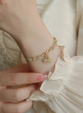 小樱桃和田玉手链ins小众设计轻奢送女友闺蜜2022新款夏气质叠戴