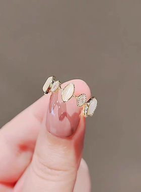 猫眼石戒指女小众设计轻奢高级感冷淡风2024新款爆款食指戒叠戴潮