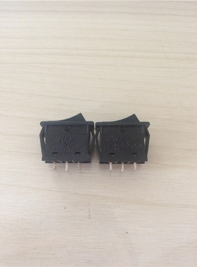 日本开关 CW-T12 6A125VAC 3A250VAC 镀金脚3脚2档船型开关