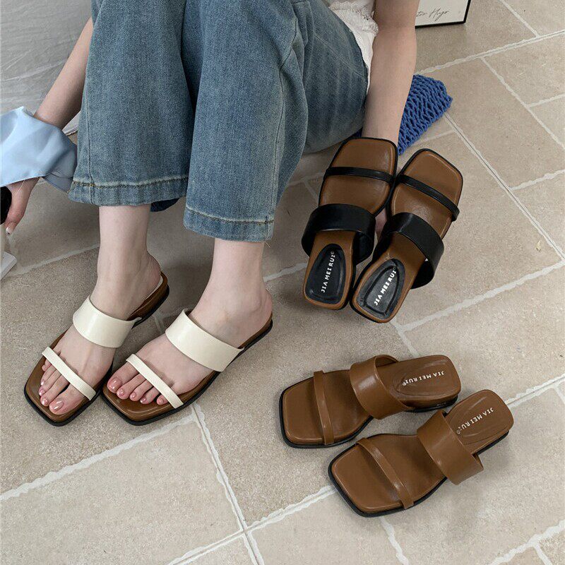 法式仙女风坡跟一字拖鞋女夏外穿2025新款度假旅游二字带凉拖鞋女