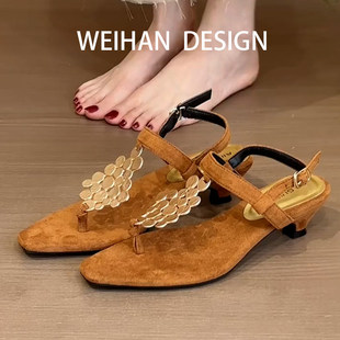 羊皮版!气质尖头夹角凉拖鞋女外穿金属扣一字加绒面 面人字拖罗