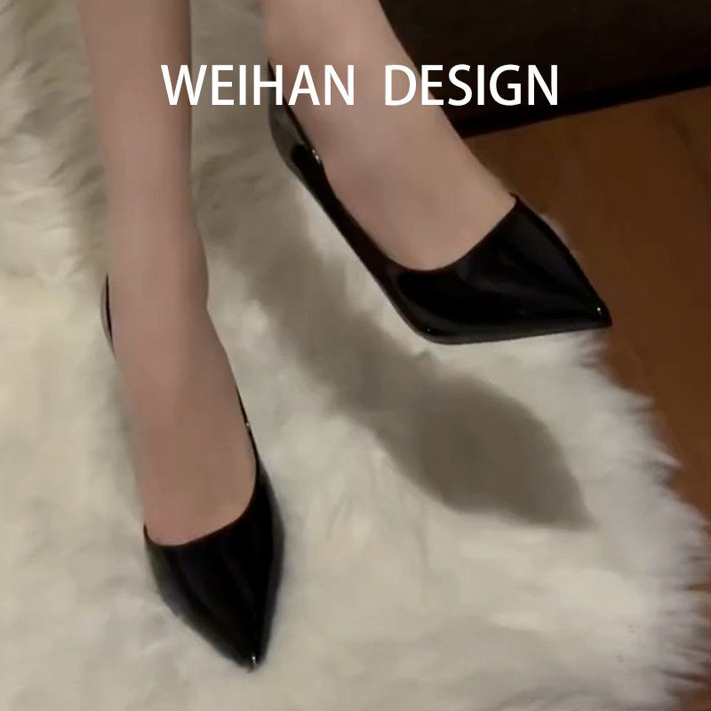 羊皮版！黑色侧空尖头高跟鞋女法式气质细跟凉鞋漆皮通勤工作单鞋