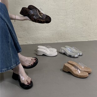 韩版松糕厚底透明带一字拖女夏外穿2026新款小个子增高H型凉拖鞋